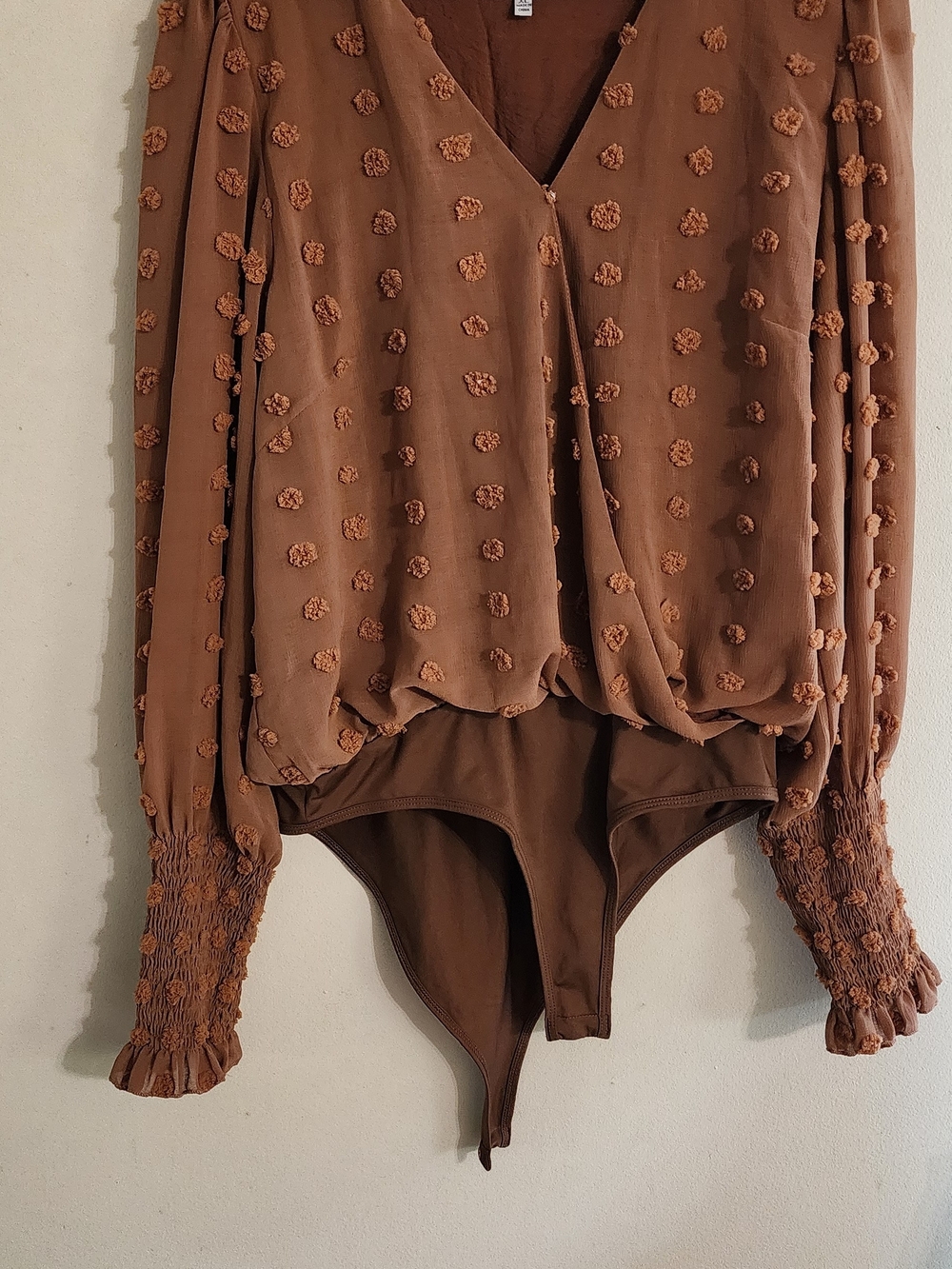 White Birch Brown Clipped Dot Swiss Dot Surplice Long Sleeve Bodysuit XL